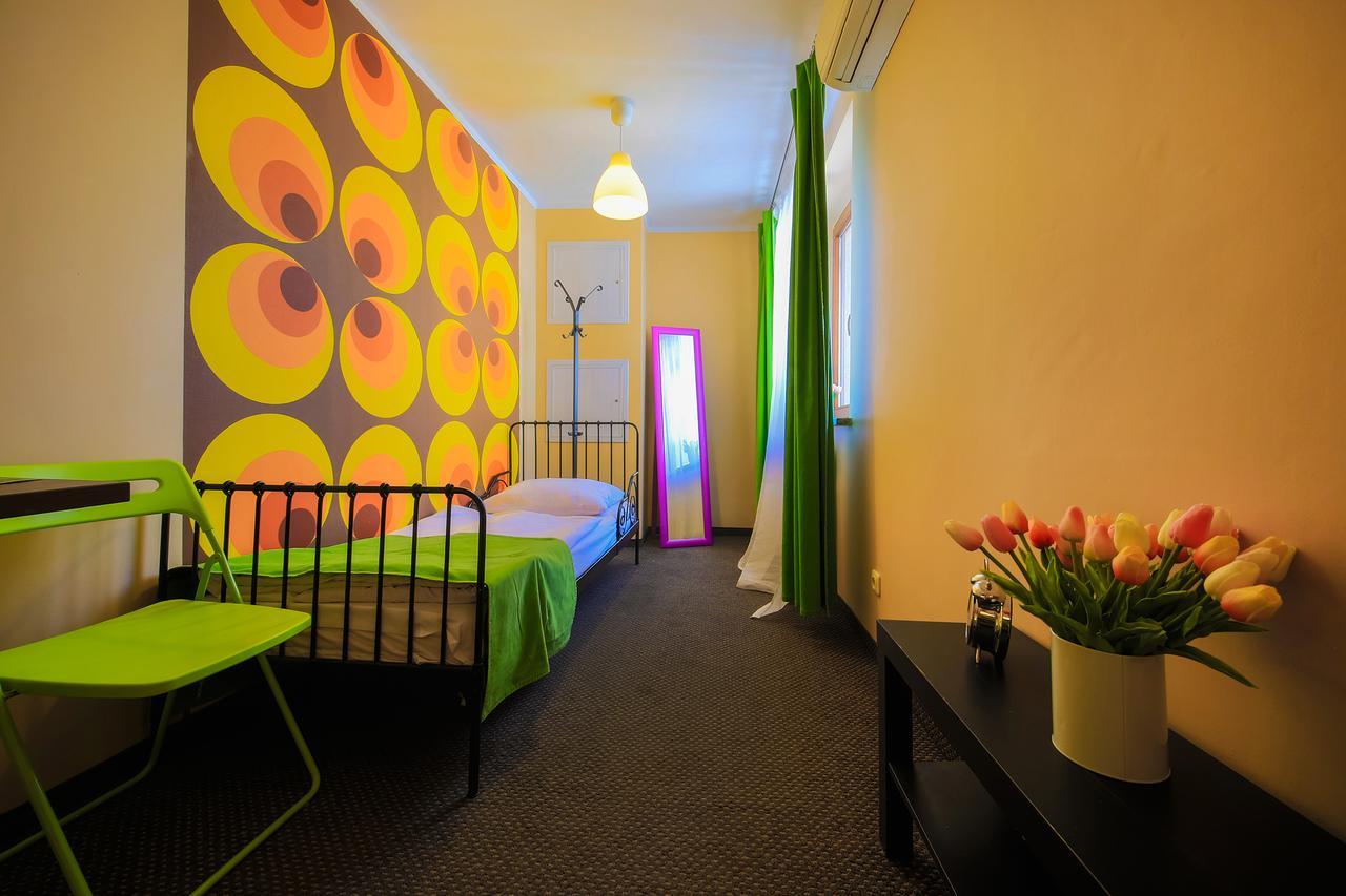 Glow Hostel Вроцлав Екстериор снимка