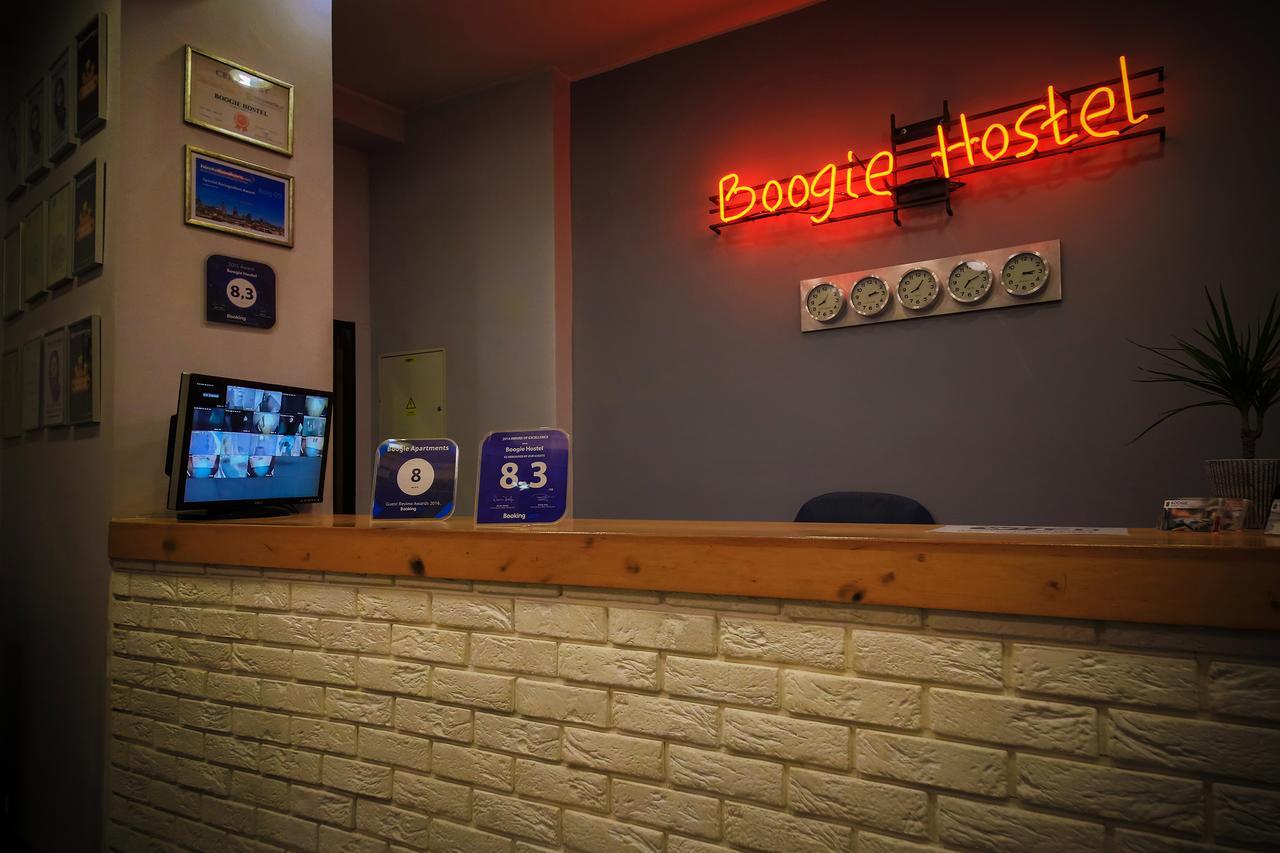 Glow Hostel Вроцлав Екстериор снимка