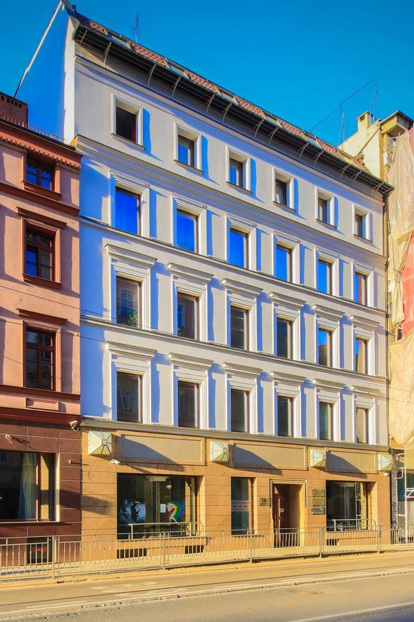 Glow Hostel Вроцлав Екстериор снимка